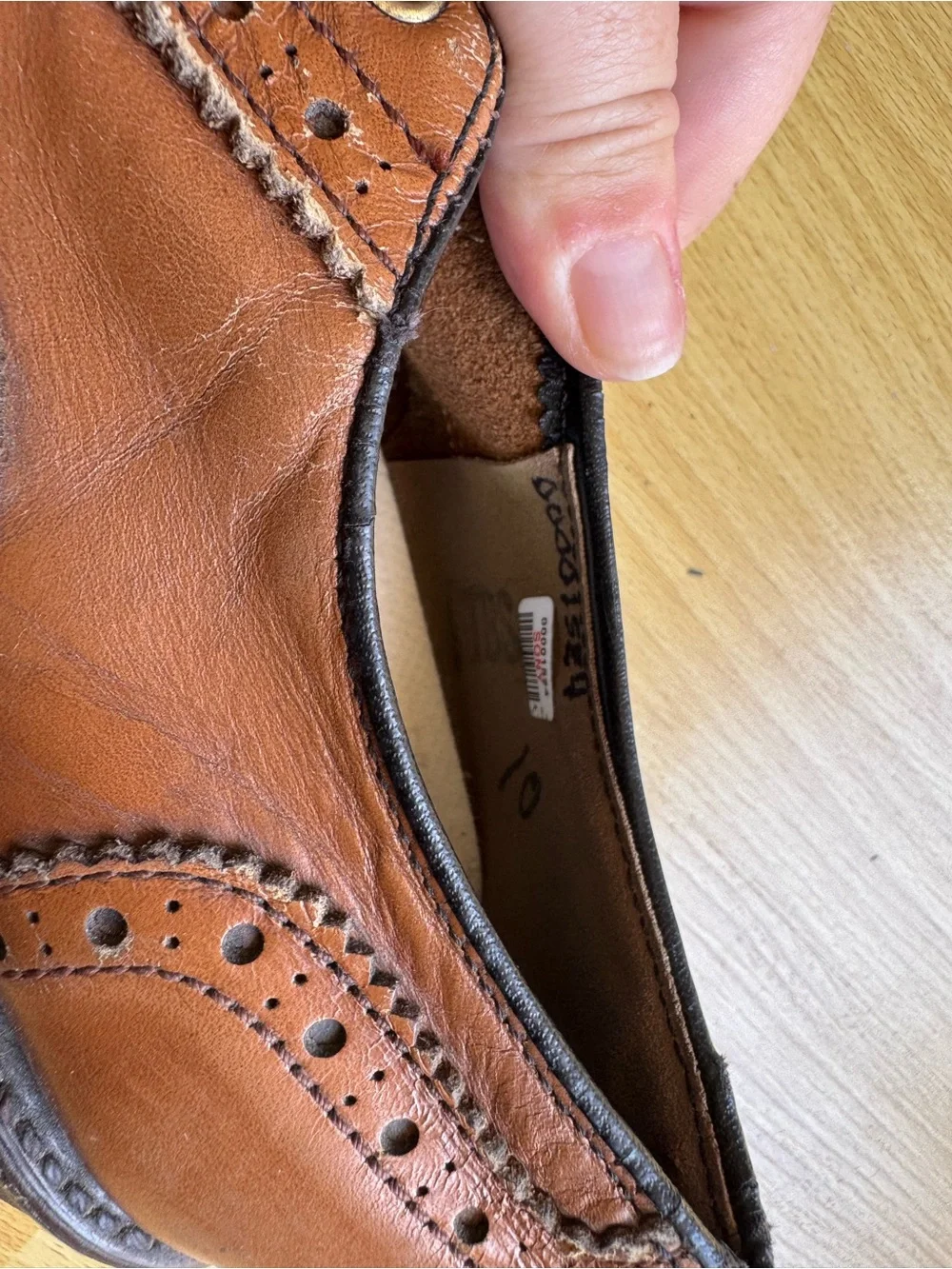 Vintage brown leather brogue wingtip oxfords